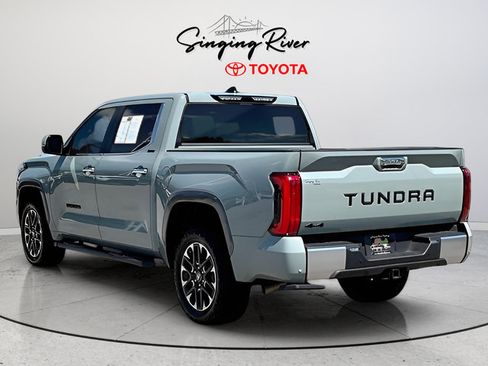 Used 2025 Toyota Tundra Limited AWD/4WD image 4