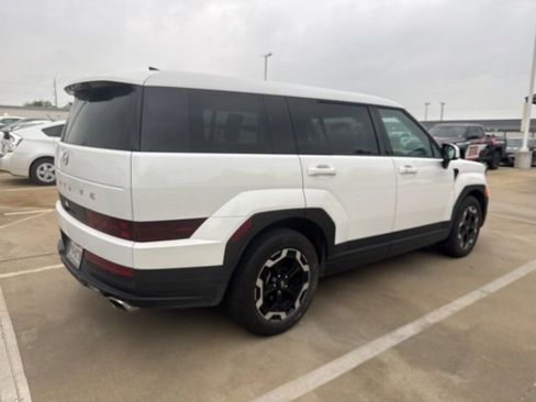 Used 2025 Hyundai Santa Fe SE image 4