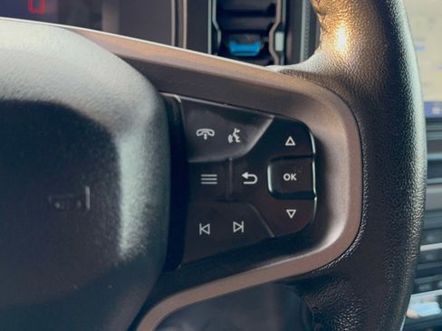 Used 2022 Ford Bronco Black Diamond image 17