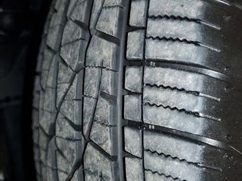 Used 2010 Ford Explorer Eddie Bauer image 29