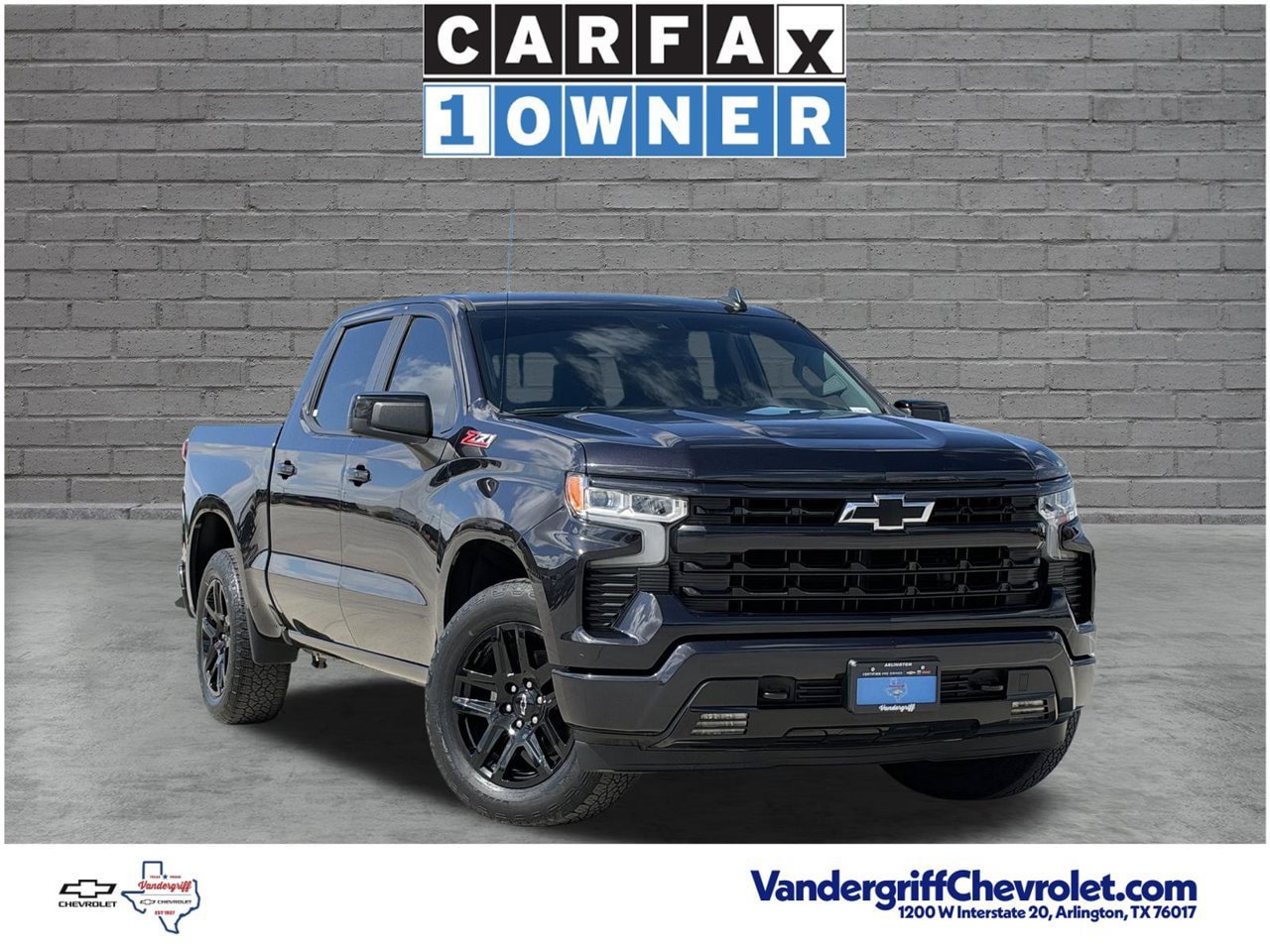 Used 2023 Chevrolet Silverado 1500 RST AWD/4WD image 2
