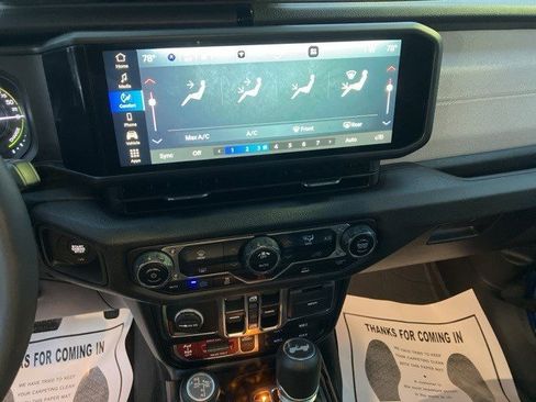 Used 2024 Jeep Wrangler Willys image 16