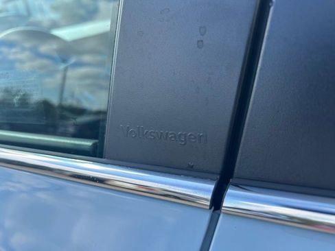 New 2026 Volkswagen Taos SE image 24