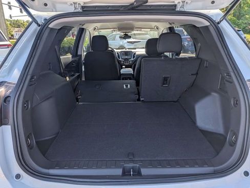 Used 2023 Chevrolet Equinox LT AWD/4WD image 12