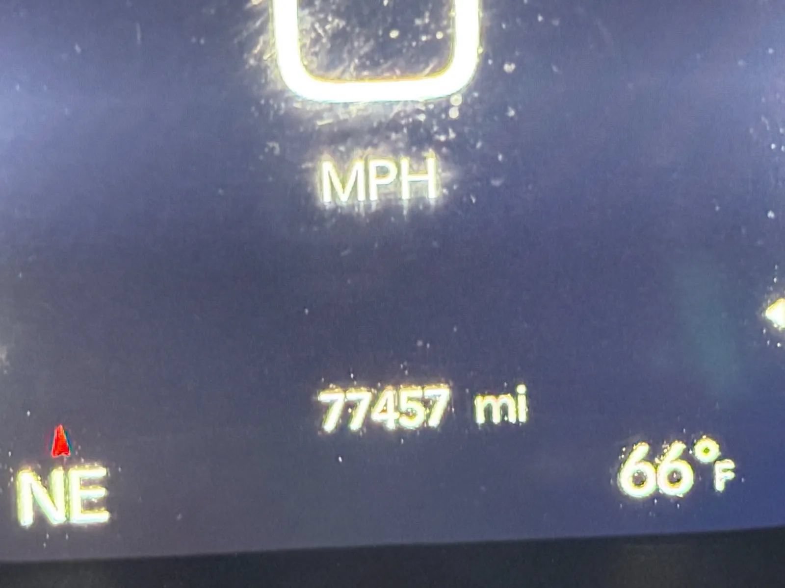 Used 2018 Chrysler Pacifica Touring-L Plus w/ Advanced Safetytec Group FWD image 12