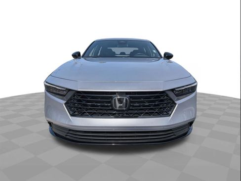 Used 2024 Honda Accord Sport image 9