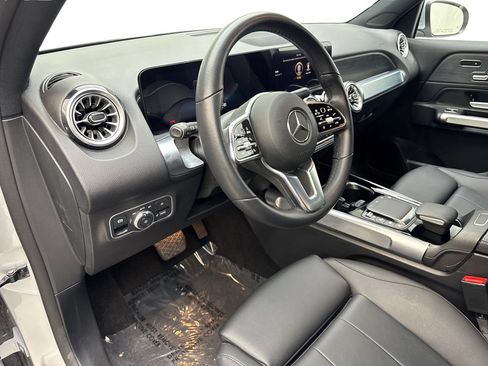 Used 2023 Mercedes-Benz EQB 300 4MATIC w/ Exclusive Package image 47