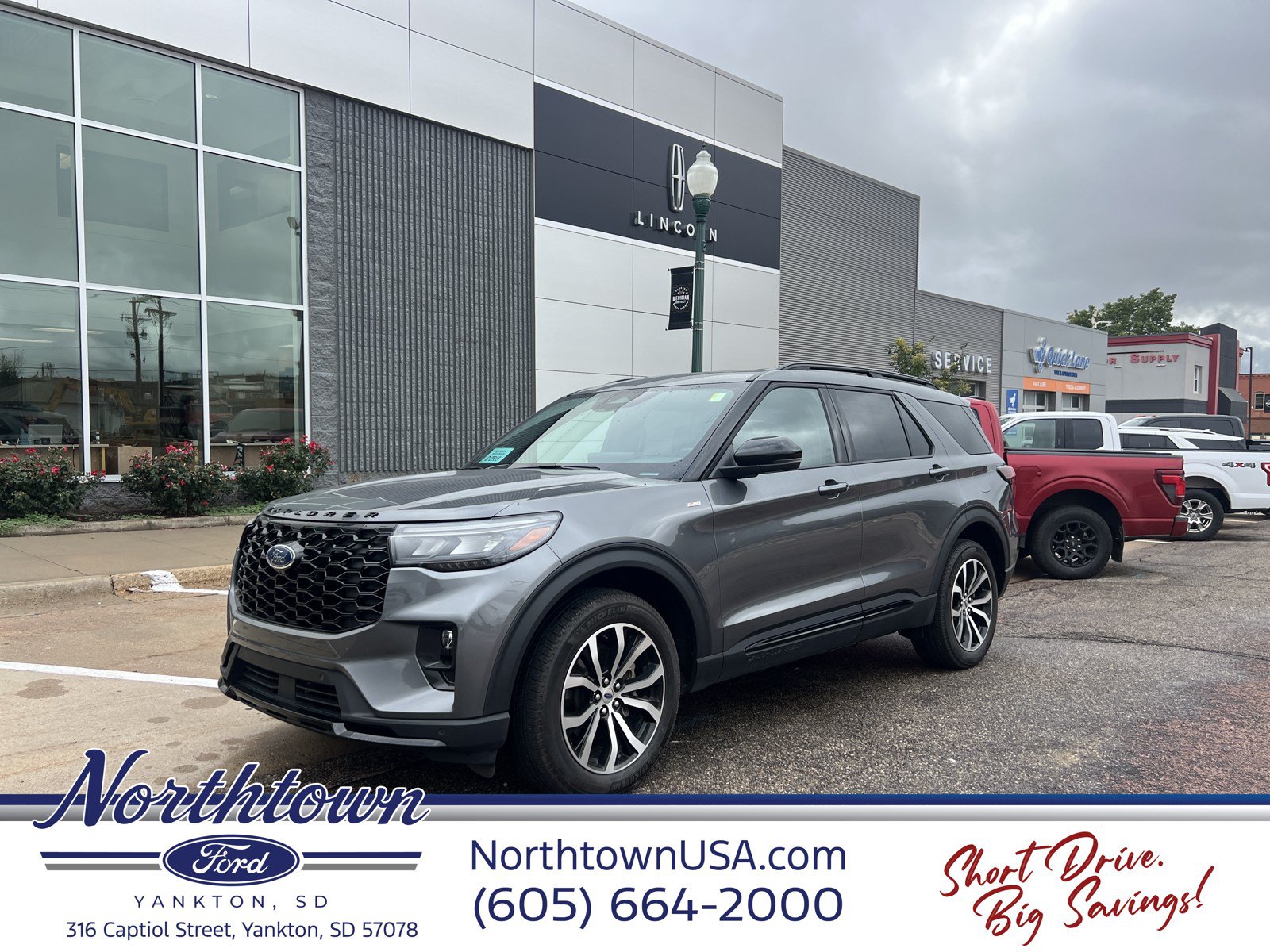 Used 2026 Ford Explorer ST-Line AWD/4WD image 1