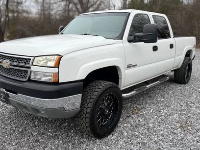 Used 2005 Chevrolet Silverado 2500 LT w/ Heavy-Duty Power Package