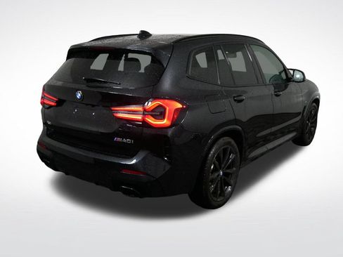 Used 2023 BMW X3 M40i AWD/4WD image 3
