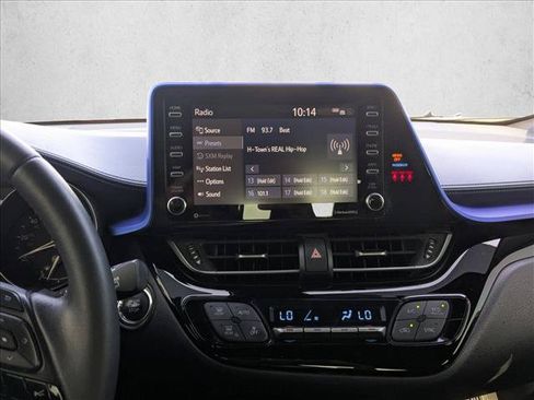 Used 2021 Toyota C-HR XLE FWD image 12