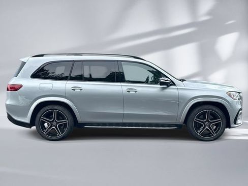 Certified 2024 Mercedes-Benz GLS 450 4MATIC image 5