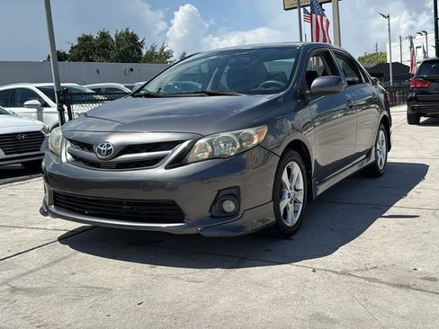 Used 2013 Toyota Corolla S FWD image 10