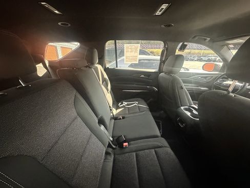 Used 2024 Chevrolet Traverse LS w/ Midnight/Sport Edition image 10