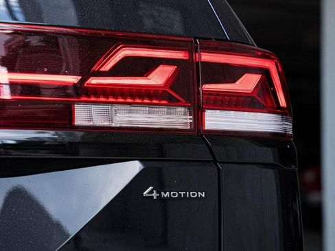 New 2026 Volkswagen Atlas Peak Edition image 6