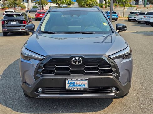Used 2026 Toyota Corolla Cross XLE w/ Convenience Package AWD/4WD image 2