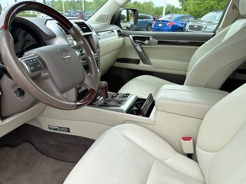 Used 2014 Lexus GX 460 Luxury image 17