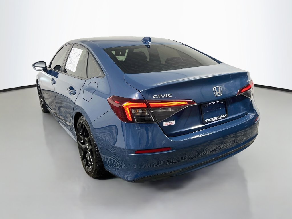 Used 2025 Honda Civic Sport image 5