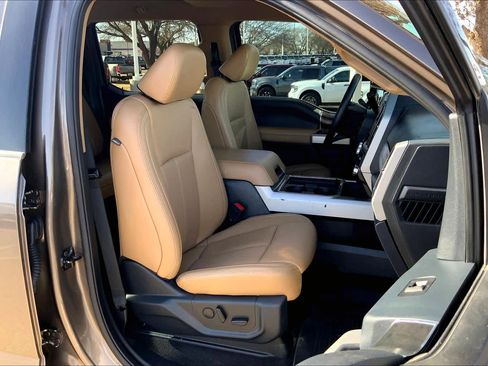 Certified 2022 Ford F250 Lariat w/ Lariat Ultimate Package image 8