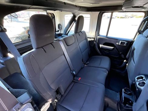 Used 2020 Jeep Wrangler Unlimited Sport image 20