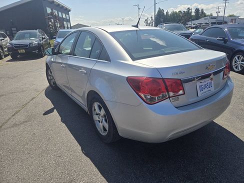Used 2014 Chevrolet Cruze LT FWD image 7