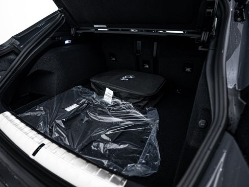 New 2025 Porsche Taycan 4 Cross Turismo image 24