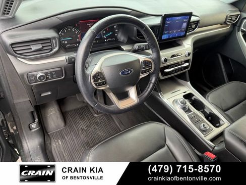 Used 2022 Ford Explorer XLT w/ Equipment Group 202A AWD/4WD image 9