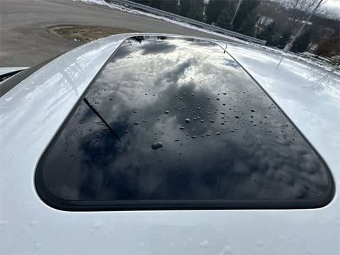 Used 2017 Volkswagen Jetta SE image 6