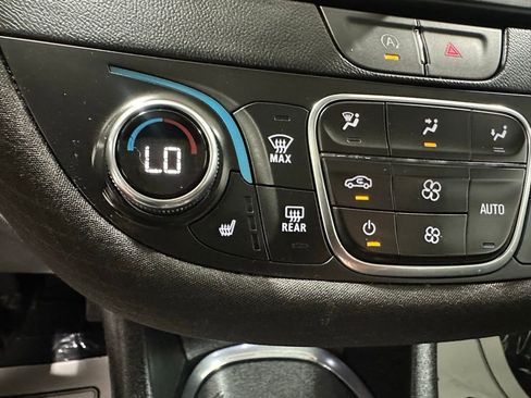 Used 2023 Chevrolet Malibu LT image 21