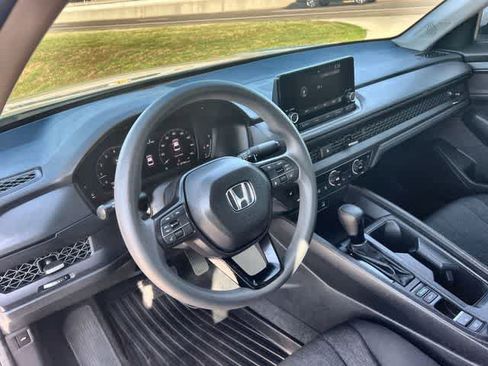 Used 2024 Honda Accord EX image 15