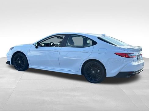 Certified 2025 Toyota Camry SE image 7