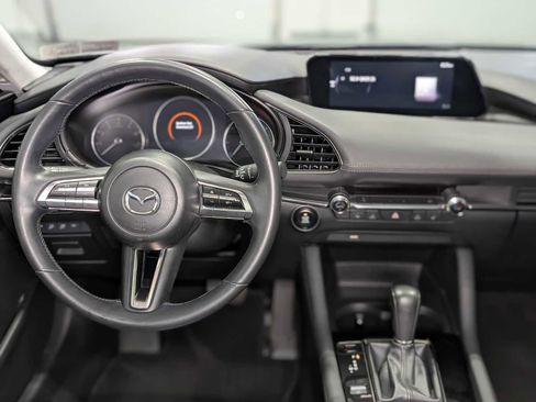 Used 2020 MAZDA MAZDA3 AWD Sedan w/ Preferred Package image 7