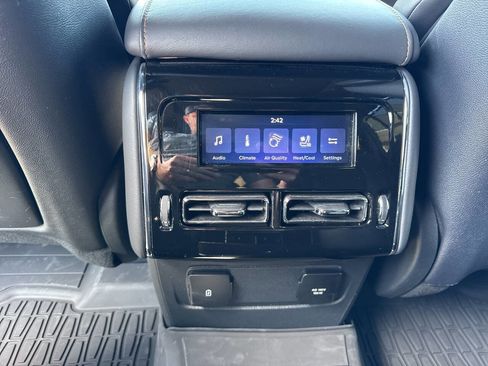 Used 2025 Lincoln Aviator Black Label w/ Jet Appearance Package image 30