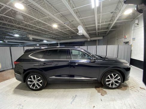 Used 2023 Acura MDX SH-AWD w/ Technology Package image 27