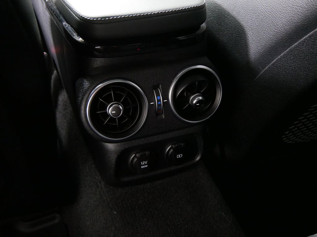 Used 2022 Kia Stinger GT-Line w/ Sun & Sound Package AWD/4WD image 22