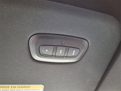 Used 2023 RAM 1500 Laramie image 17