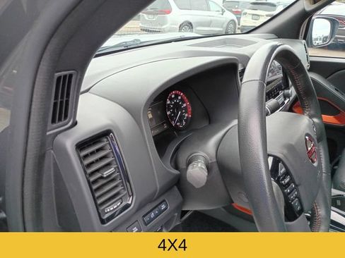 Used 2023 Nissan Frontier PRO-4X w/ Pro-4X Premium Package AWD/4WD image 11