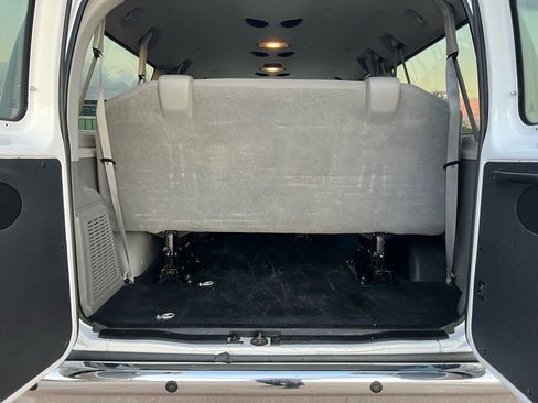 Used 2014 Ford E-350 and Econoline 350 XL w/ Power Windows & Locks Group image 14