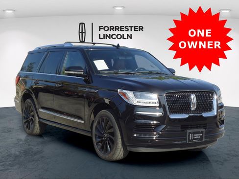 Used 2021 Lincoln Navigator Reserve image 1