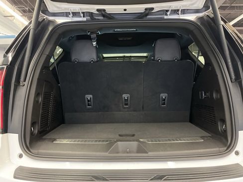 Used 2021 Chevrolet Tahoe RST w/ Luxury Package image 41