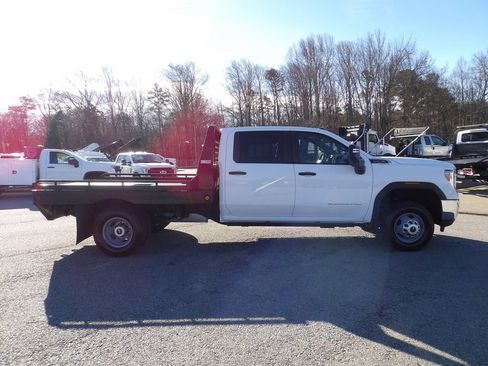 Used 2021 GMC Sierra 3500 4x4 Crew Cab w/ Convenience Package image 9