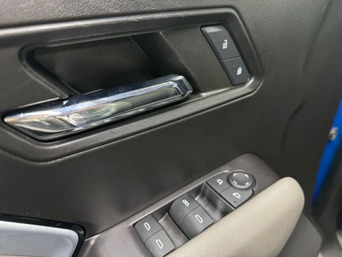 Used 2024 Chevrolet Colorado ZR2 w/ Technology Package image 21