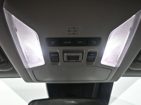 Used 2023 Toyota RAV4 XLE Premium image 13