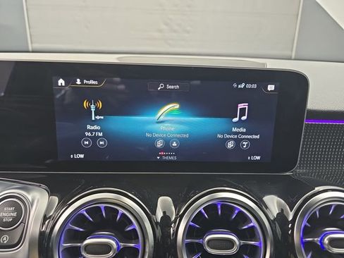 Used 2021 Mercedes-Benz GLB 250 w/ Premium Package image 13