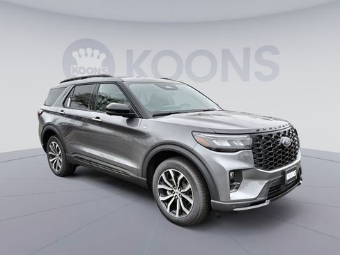 New 2026 Ford Explorer ST-Line image 10