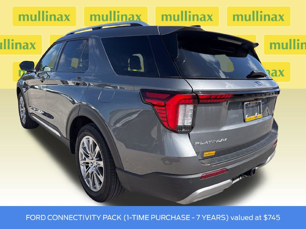Used 2026 Ford Explorer Platinum RWD image 9