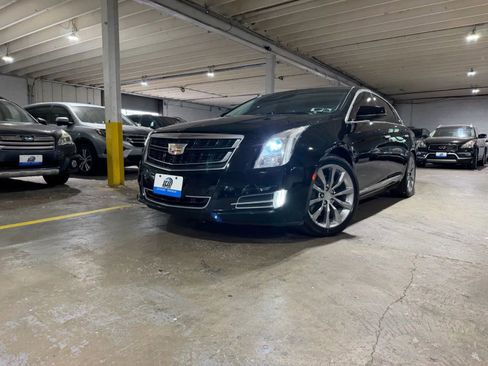 Used 2016 Cadillac XTS Luxury AWD/4WD image 1