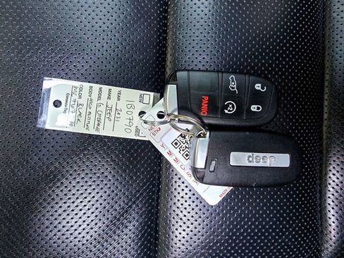 Certified 2021 Jeep Grand Cherokee High Altitude image 30