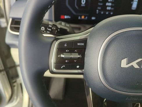 New 2026 Kia Carnival SX image 22