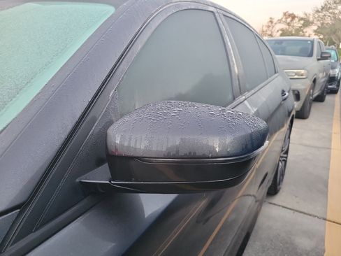 Used 2019 BMW 540i w/ M Sport Package image 6